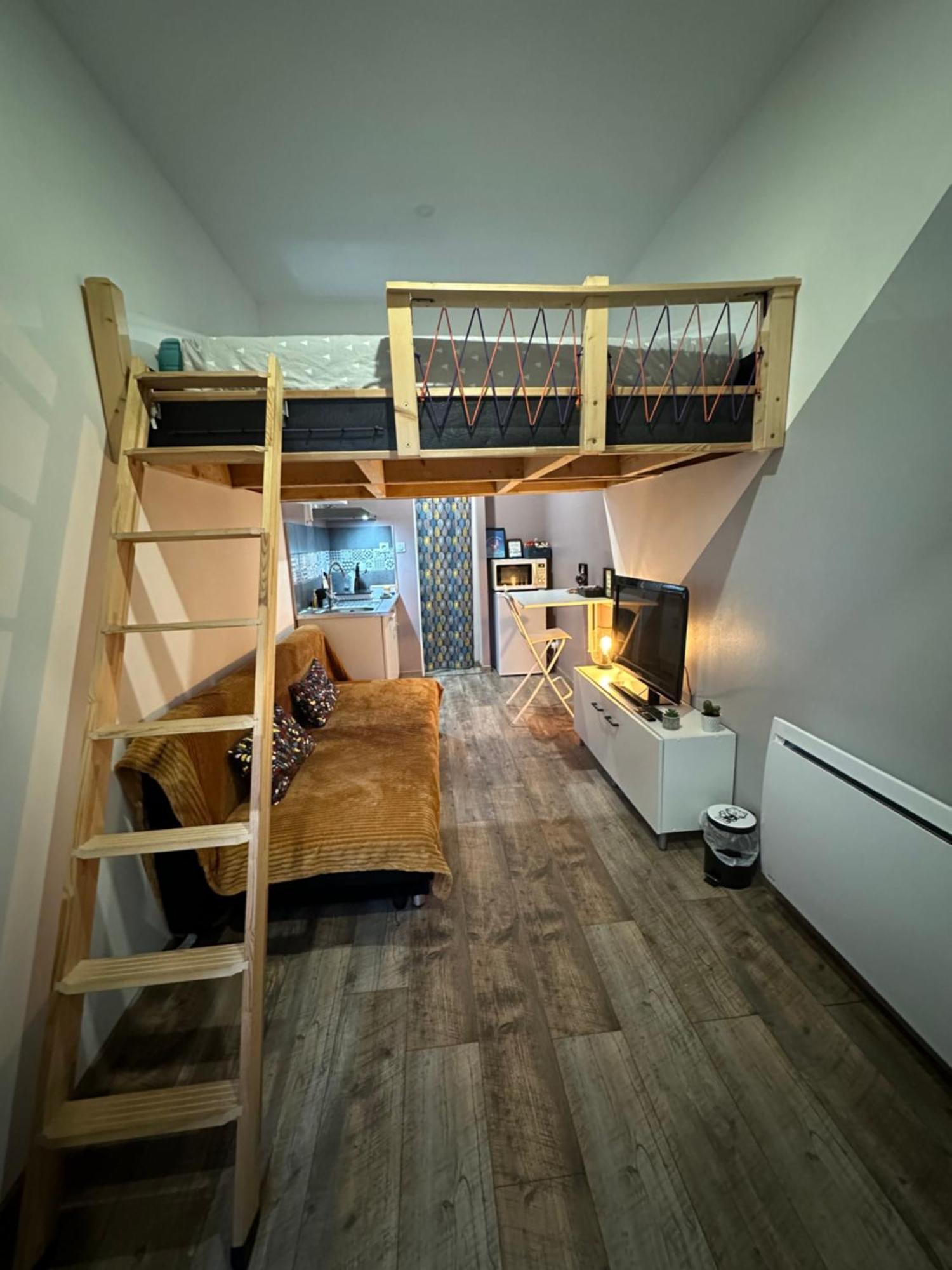 Holiday home La Tiny : Adorable Petit /parking Gratuit. Angouleme